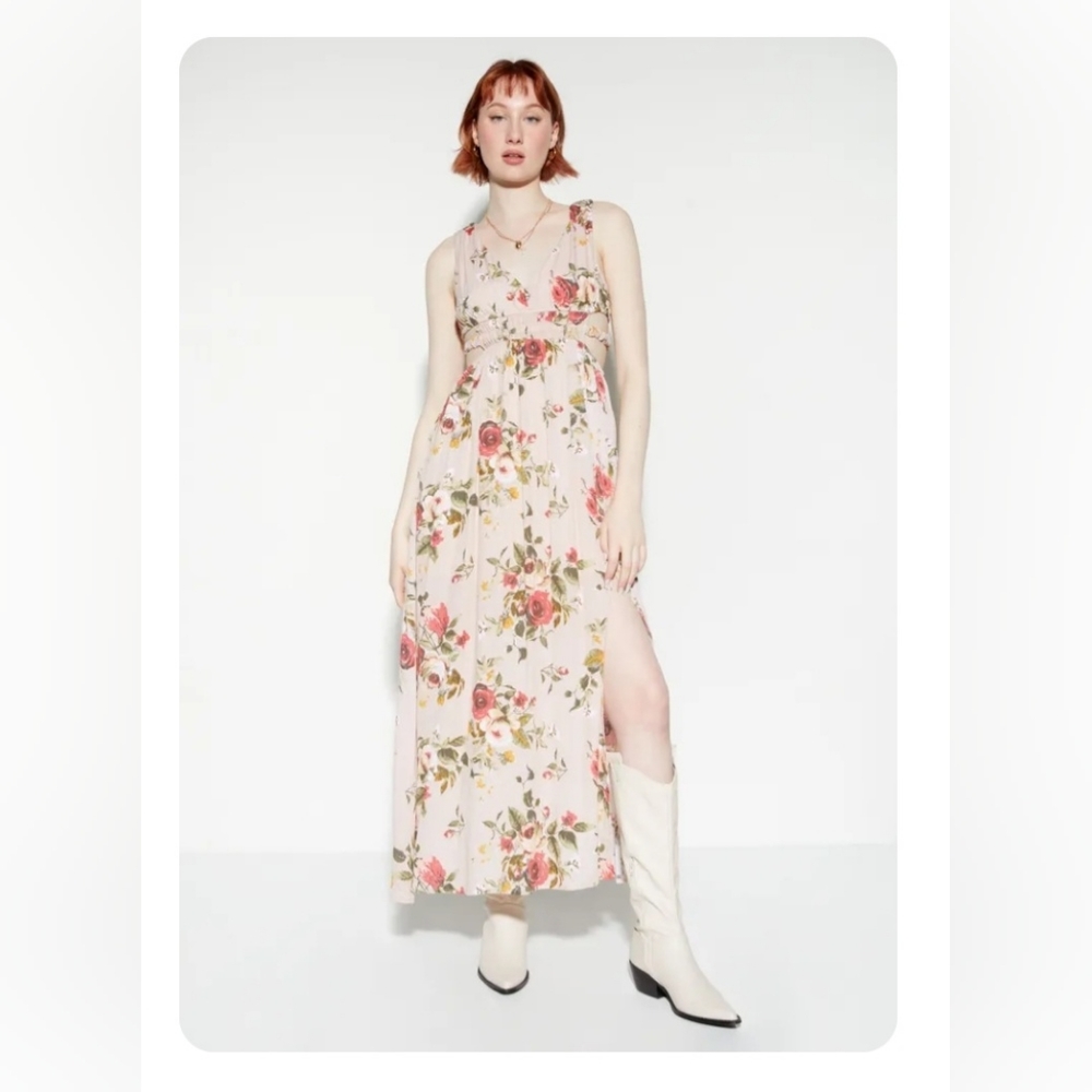 @LIKE NEW! Rue 21 Medium Floral print Cutout Side-slit Maxi dress ivory combo